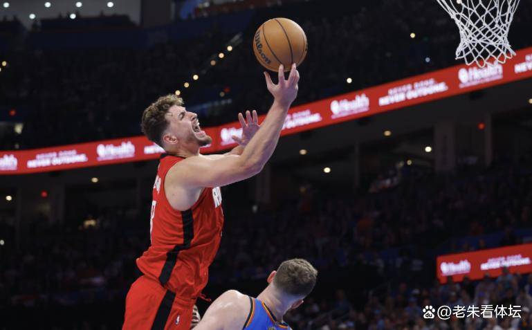 开云体育官方登录赛前体能课后；达拉斯独行侠回应争议备战NBA总决赛；质疑声仍在；身体对抗强度拉满的简单介绍