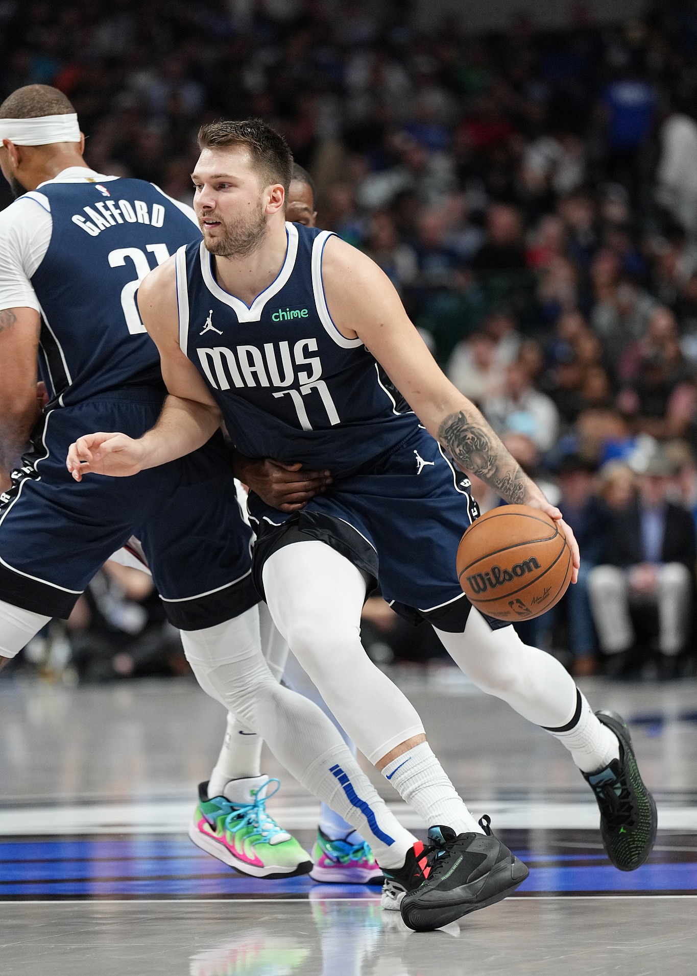 开云体育官方登录赛前体能课后；达拉斯独行侠回应争议备战NBA总决赛；质疑声仍在；身体对抗强度拉满的简单介绍